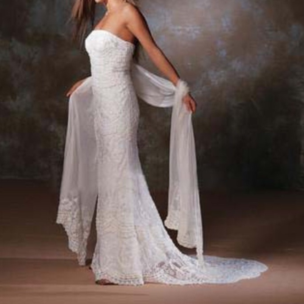 🎉HP🎉Forever Yours Mermaid Wedding Dress w/Shawl